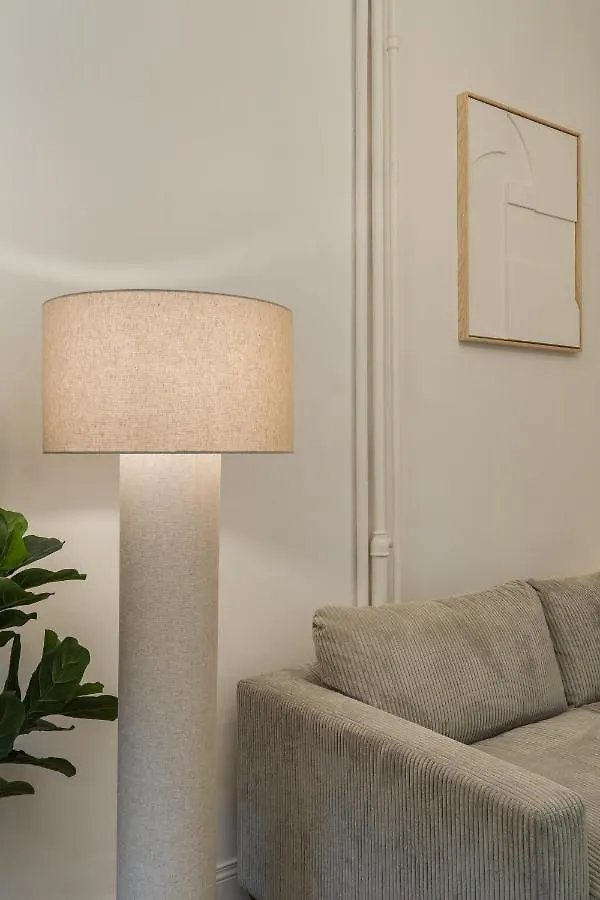 Casa Unica Milano - Elegant Apartment With Balcony - Centrale 1 Italien