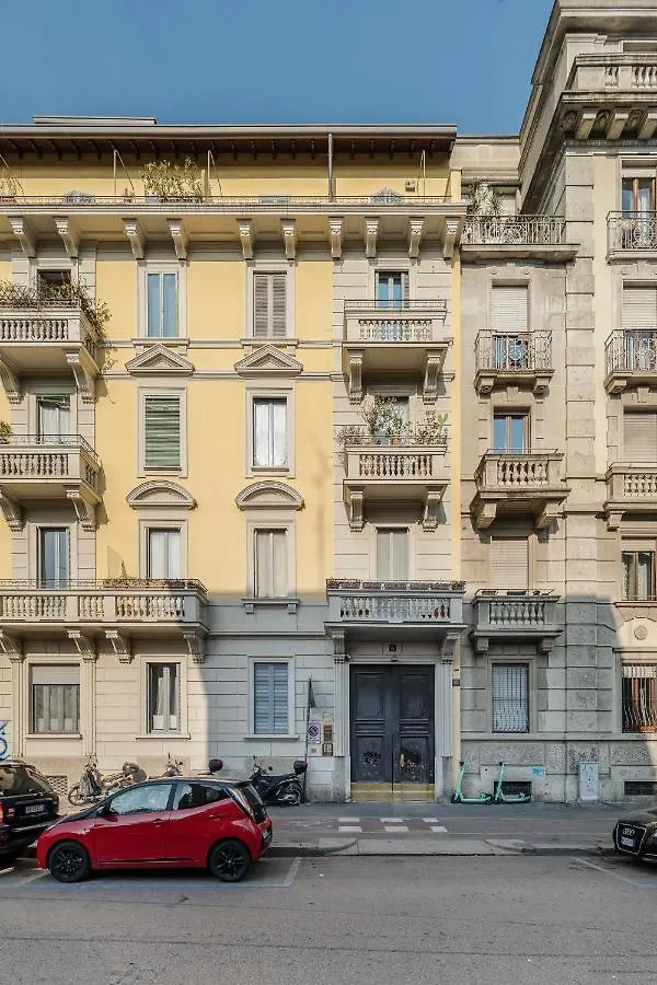 Casa Unica Milano - Elegant Apartment With Balcony - Centrale 1